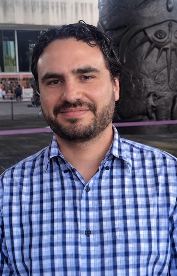 Emiliano Leal